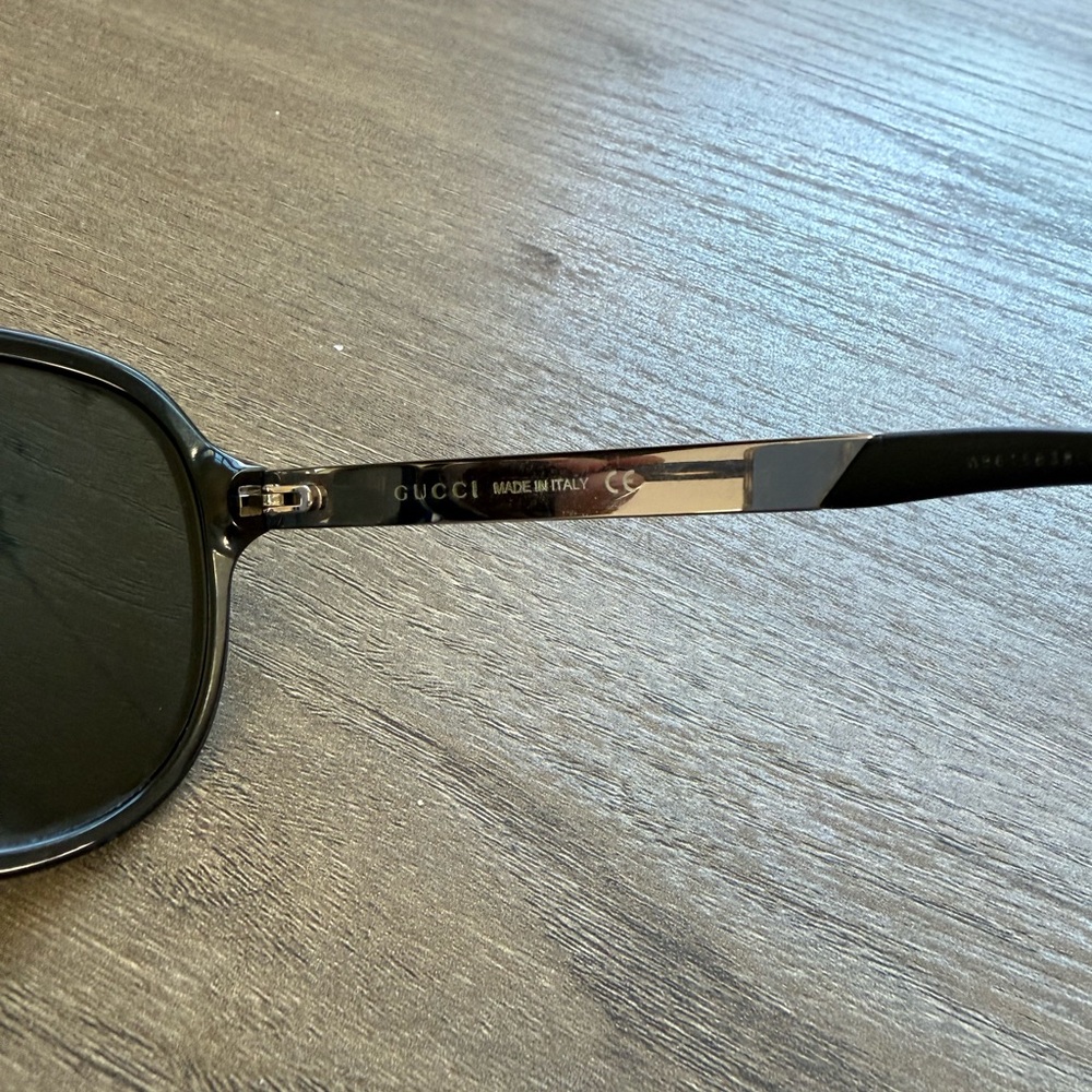 Gucci Black Aviator Sunglasses - Picture 3 of 6